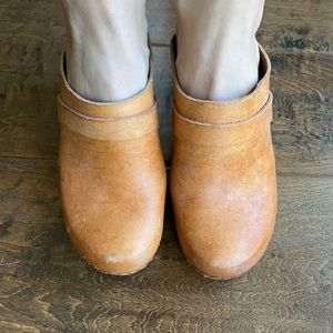 Swedish Hasbeens original slip on clogs